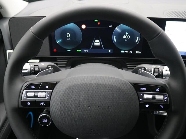 Hyundai IONIQ 5 Connect+ 84 kWh / Mat Wit / Navigatie + Apple Carplay/Android Auto / Stoel- + Stuurverwarming / Climate Control / Warmtepomp /