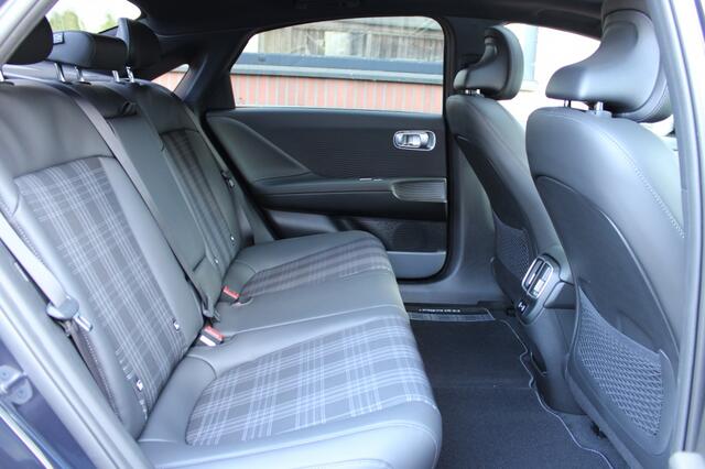 Hyundai IONIQ First Edition 77.4 kWh AWD * Direct leverbaar!