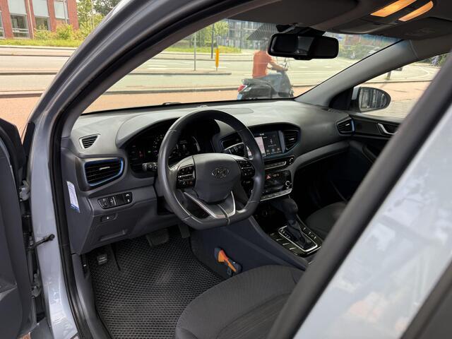 Hyundai IONIQ 1.6 GDi Comfort | Navigatie | Climate Control |