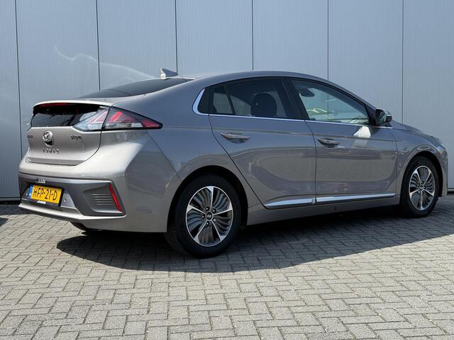 Hyundai IONIQ 1.6 GDi PHEV Comfort Automaat / Navigatie / Apple Carplay & Android Auto / Achteruitrijcamera / Climate Control / Infinity Audio / Cruise Control /