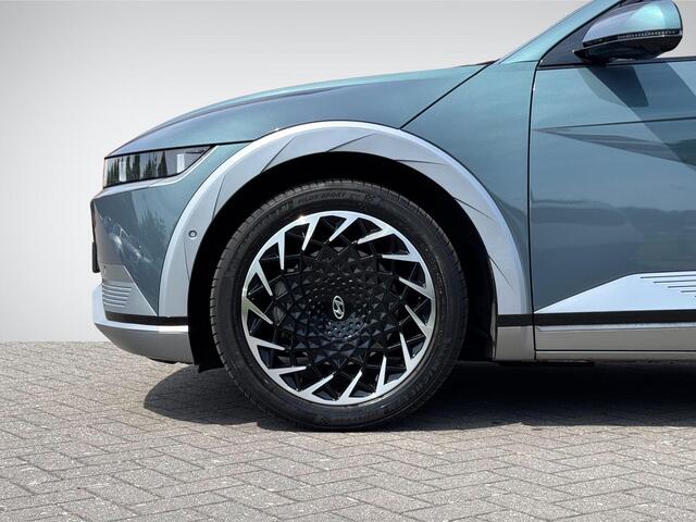 Hyundai IONIQ 5 Lounge AWD 73kWh Speciaal Interieur! | Lounge Stoelen | Head-Up Display | BOSE Audio | Vol-Leder | 360° Camera | Stuur- + Stoelverwarming | 20'' Velgen | Rijklaarprijs!