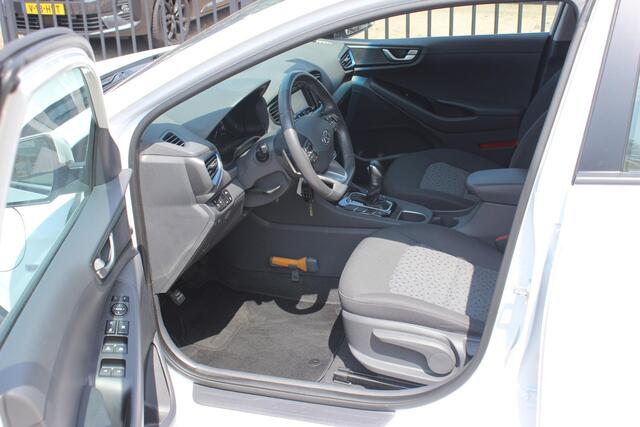 Hyundai IONIQ 1.6 GDi PHEV i-Motion