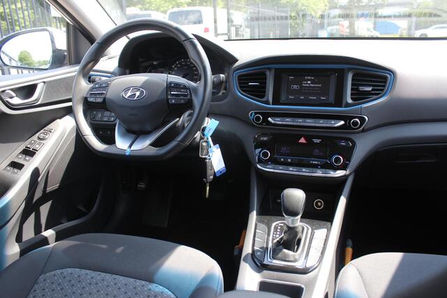 Hyundai IONIQ 1.6 GDi PHEV i-Motion