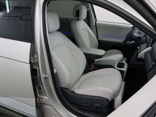 Hyundai IONIQ 5 Lounge 73kWh | Trekhaak | Panoramadak | Bose | Parkeercamera 360° | Stoelverwarming/verkoeling | Keyless Go |