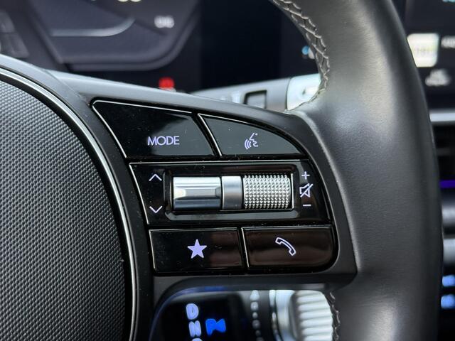 Hyundai IONIQ 6 First Edition AWD 77.4 kWh / 519 KM WLTP / Stoel- & Stuurverwarming / LED Pixel Verlichting / Schuif- & Kanteldak / 20 Inch / NL Auto /