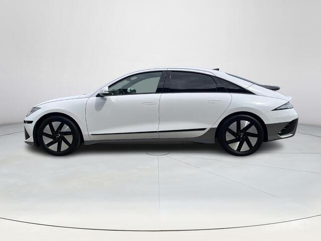 Hyundai IONIQ 6 Connect 77.4 kWh | Achteruitrijcamera | Applecarplay en Android Auto | Stoelverwarming | Elektrische Stoelen | Elektrische Achterklep | Adaptieve cruisecontrol |