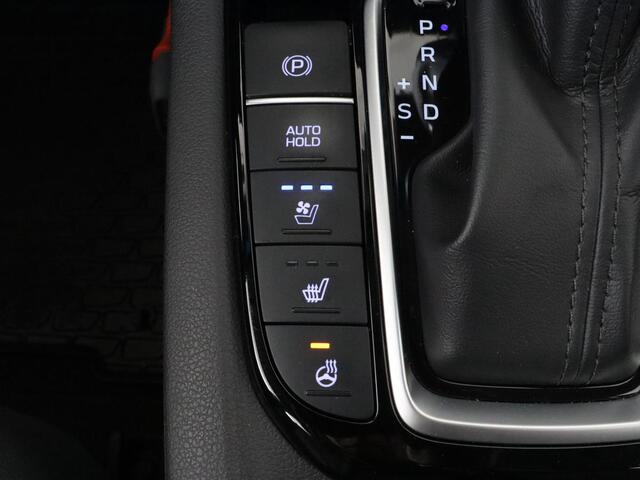 Hyundai IONIQ 1.6 GDi Premium+ | Stoelventilatie | Leder | Trekhaak | Camera | Memory | Infinity Sound | Adaptive cruise | Navigatie | Achterbankverwarming | Keyless | Full LED