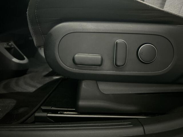 Hyundai IONIQ 5 Connect 58 kWh | Achterbank verstelbaar | Stoel en stuurverwarming