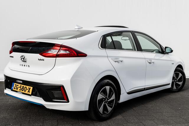 Hyundai IONIQ 1.6 GDi Blue Drive Premium | Leder | Schuifdak | Carplay | Stoelventilatie | Memory | Infinity audio