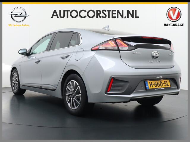 Hyundai IONIQ Comfort EV 38kWh Apple Carplay Android Auto Adaptieve Cruise Control Navi Ecc Camera Pdc DAB Stoelverwarming Led Lmv Infinity® Sound 1e Eigenaar
