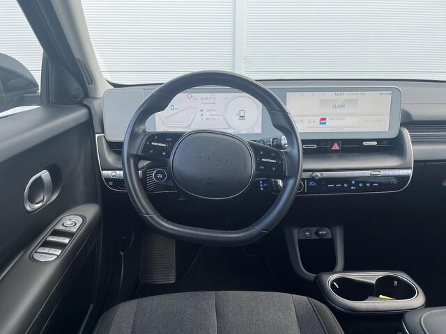 Hyundai IONIQ 5 Style 77.4 kWh Long Range / Dealer onderhouden / Fabrieks garantie tot 13-01-2028 / 1500 KG trekgewicht / Trekhaak /