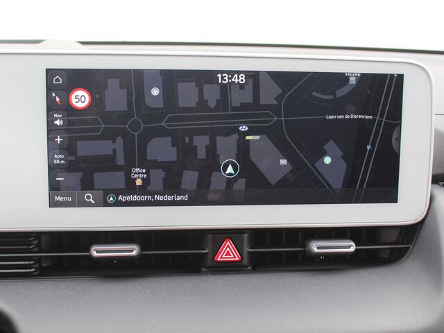 Hyundai IONIQ 5 Connect+ AWD 77.4 kWh / Navigatie + Apple Carplay/Android Auto / Warmtepomp / Stoel- & Stuurverwarming / Cruise Control Adaptief / Bose /