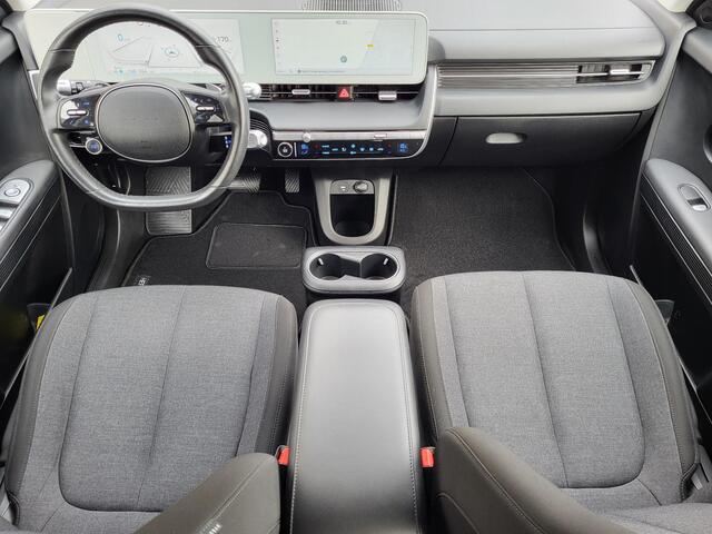 Hyundai IONIQ 5 Connect AWD 73 kWh Automaat / Dealer onderhouden / Navigatie / Camera / Stuur,- en voorstoelverwarming / Android Auto / Apple Carplay