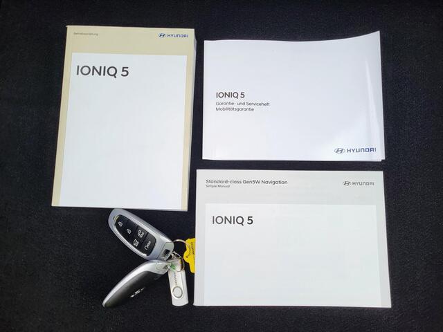 Hyundai IONIQ 5 Connect AWD 73 kWh Automaat / Dealer onderhouden / Navigatie / Camera / Stuur,- en voorstoelverwarming / Android Auto / Apple Carplay