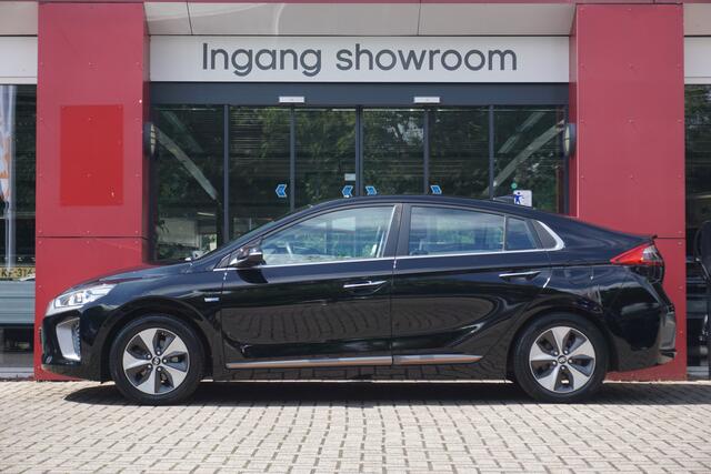 Hyundai IONIQ Premium EV | Origineel NL | Schuif-/kanteldak | Camera | Leder | Infinity Sound | Navigatie | Winter Pakket |