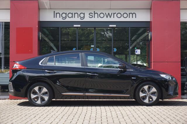 Hyundai IONIQ Premium EV | Origineel NL | Schuif-/kanteldak | Camera | Leder | Infinity Sound | Navigatie | Winter Pakket |