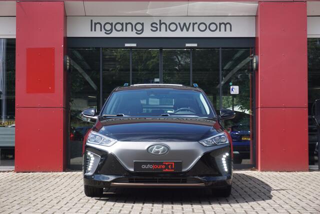 Hyundai IONIQ Premium EV | Origineel NL | Schuif-/kanteldak | Camera | Leder | Infinity Sound | Navigatie | Winter Pakket |