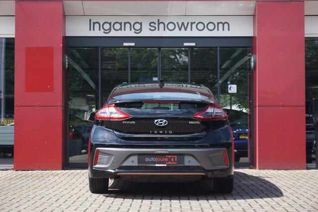 Hyundai IONIQ Premium EV | Origineel NL | Schuif-/kanteldak | Camera | Leder | Infinity Sound | Navigatie | Winter Pakket |