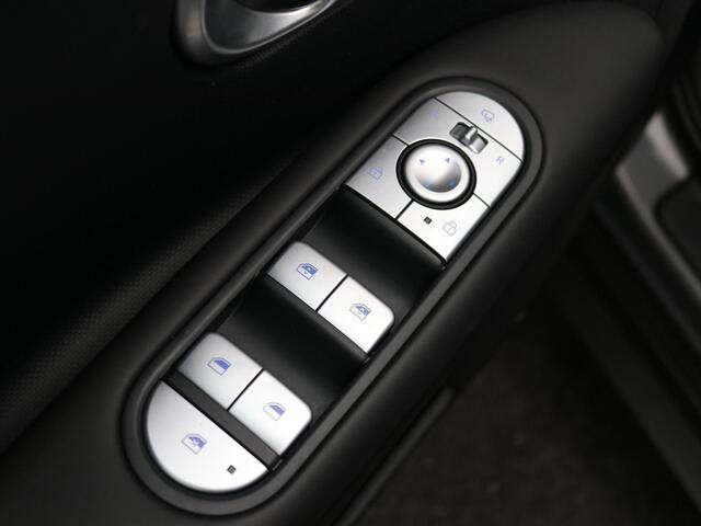 Hyundai IONIQ 5 Style 73kWh Automaat / Trekhaak (afneembaar) / 3 Fase laden / 1600KG Trekgewicht / Navigatie / Stoel & Stuurwiel verwarming voor / Achteruitrijcamera / Keyless Entry /