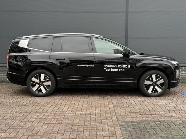Hyundai IONIQ 9 Connect+ AWD 7p. 110.3 kWh / Stoelmassage / Stoel- & Stuurverwarming / Stoelverkoeling Voor + Achter / glazen Schuif- & Kanteldak / 360 Camera /