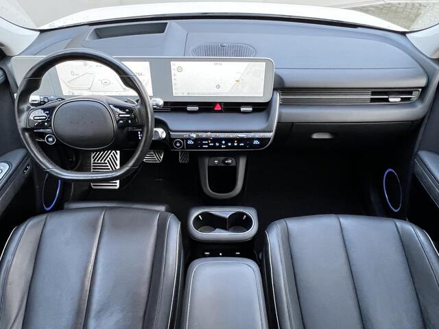 Hyundai IONIQ 5 Lounge 73kWh Automaat / Fabrieksgarantie tot 11-2026* / Batterij 8 jaar garantie / Accu SoH 100% / Afn. trekhaak 1.600 kg / HUD / Camera 360° / Stoelventilatie / Stuur-, stoel- en achterbankverwarming / Adapt. CC / 20"LM wielen / Winterwielen set gebrui