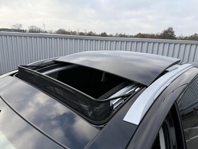 Hyundai IONIQ 9 Lounge AWD 7p. 110.3 kWh / Op Voorraad / Stoelmassage / Stoel- & Stuurverwarming / Stoelverkoeling Voor + Achter / glazen Schuif- & Kanteldak / 360 Camera /