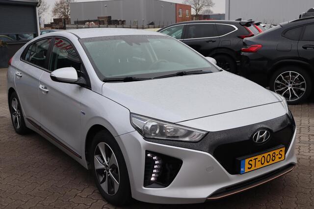 Hyundai IONIQ Comfort EV 90,2% SOH, Navigatie, Apple Carplay, Camera, Climate control, Cruise control