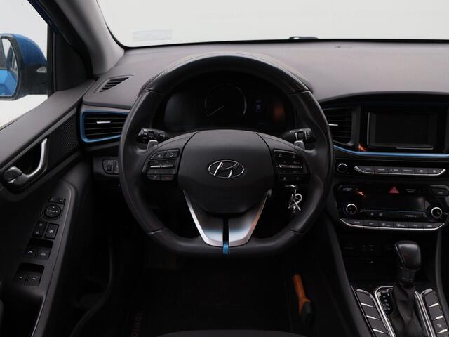 Hyundai IONIQ 1.6 GDi i-Motion 141 Pk | LED | Adaptive Cruise | Achteruitrijcamera | Climate Control | Bluetooth | 15 Inch | 58.303 Km!!