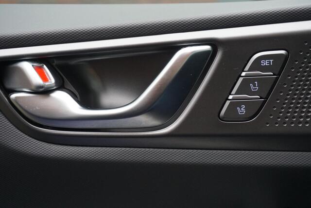 Hyundai IONIQ 1.6 GDi Hybrid Premium/Facelift/Leer/Camera/ Navi/Nieuwe banden!