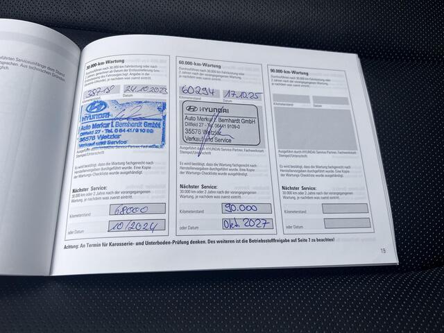 Hyundai IONIQ 5 Lounge 73kWh Automaat / Fabrieksgarantie tot 10-2026 / 8 jaar Batterijgarantie / Accu SoH 99% / WLTP 451 km / CCS snelladen / Warmtepomp / Leder / HUD / Camera 360° / BOSE / Elektrische stoelen en klep / Stoelventilatie / Stuur-, stoel- en achterbankve