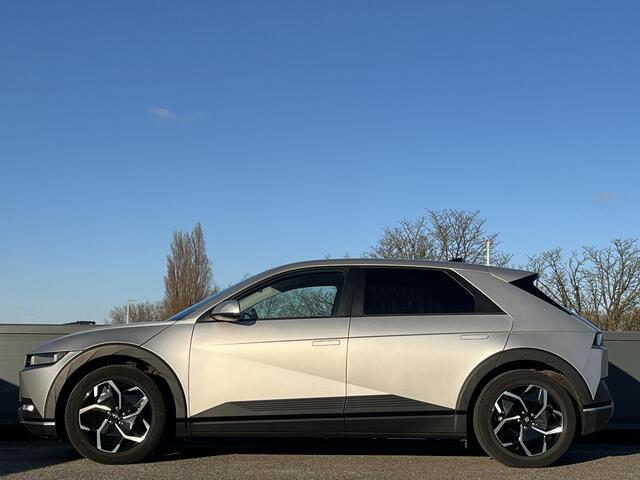 Hyundai IONIQ 5 Connect 58 kWh | Wegklapbare trekhaak | Elektrisch verstelbare luxe bekleding | Achterklep elektrisch | Adaptieve cruisecontrol | Multimedia & navigatiesysteem |