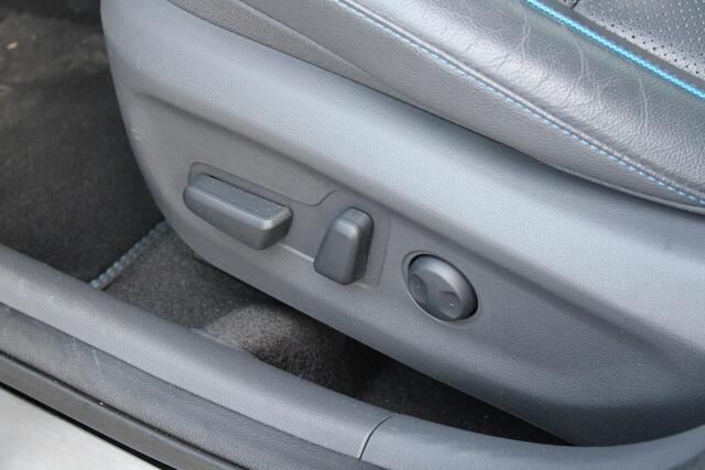 Hyundai IONIQ 1.6 GDi Premium | Stoelverwarming + Koeling | Electrische Stoelen Memory | Schuif/Kanteldak | Camera | Climate Control | Navigatie |