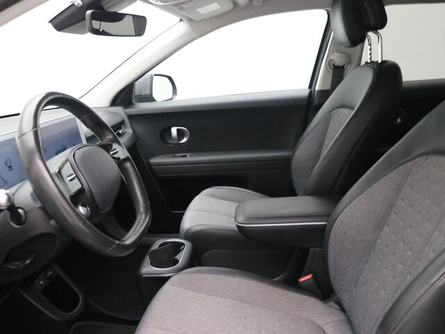 Hyundai IONIQ 5 Connect 73kWh / Warmtepomp / SoH 98,7% / WLTP bereik 481 km / CCS snel-laden / 3-Fase laden / Dealer onderhouden / Climate control / Stuurverwarming / Stoelverwarming / Adaptief cruise control / Lane assist / Dode hoek detectie / Keyless entry / Keyless