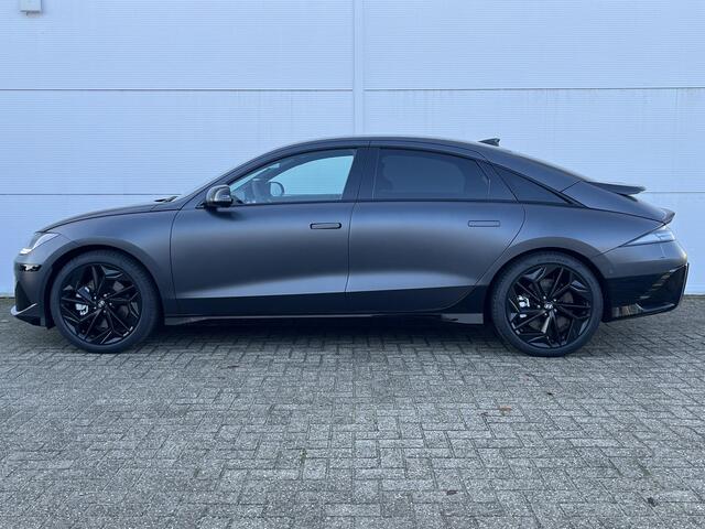 Hyundai IONIQ 6 Business 77.4 kWh / achterstoelen verwarmd / lichtmetalen velgen 20" / lederen/stof bekleding /