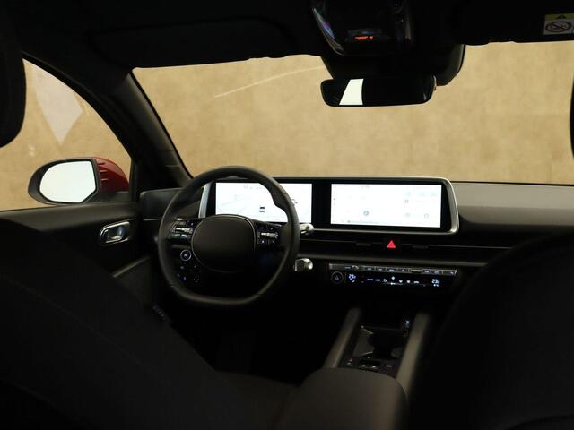 Hyundai IONIQ 6 Style 53 kWh SOH 99.3%! - ORIGINEEL NEDERLANDSE AUTO - 350KM ACTIERADIUS - ELEKTRISCHE ACHTERKLEP - APPLE CARPLAY/ANDROID AUTO - NAVIGATIE FULL-MAP - ADAPTIEVE CRUISE CONTROL - KEYLESS ENTRY/START - PARKEERSENSOREN VOOR EN ACHTER - LICHTMETALEN VELGEN
