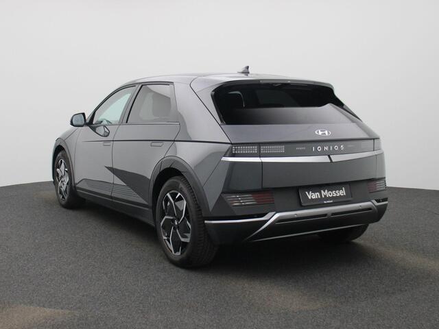 Hyundai IONIQ 5 58kWh Core | Achteruitrijcamera | Adaptive Cruise Control | CCS | Draadloos Opladen | Elektrische Achterklep | Elektrisch Verstelbare Bestuurdersstoel | Stoelverwarming | Verschuifbare achterbank |