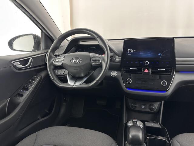 Hyundai IONIQ Comfort EV 38 kWh {SOH-100%} (INCL.BTW) *FULL-LED | ADAPTIVE-CRUISE | CAMERA | KEYLESS | DAB+ | NAVI-FULLMAP | HEATED-COMFORTSEATS | PRIVACY-GLASS | ECC | PDC | 16''ALU*