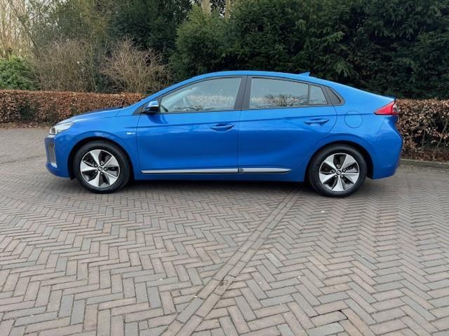 Hyundai IONIQ Comfort EV ACARPLAY/NAV/LED/CAMERA/GARANTIE