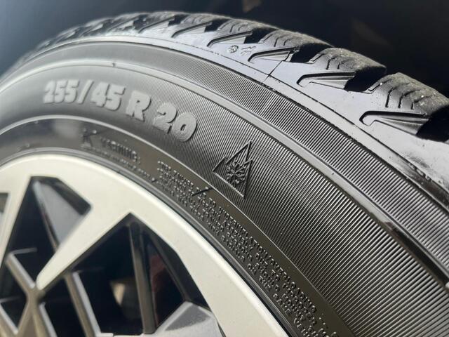 Hyundai IONIQ 5 Lounge AWD 325pk 73kWh | LONG RANGE ACCU | 20 INCH | MEMORY-FUNCTIE & LEDEREN INTERIEUR | AFNEEMBARE TREKHAAK | ACHTERKLEP ELEKTRISCH | WINTERBANDEN |