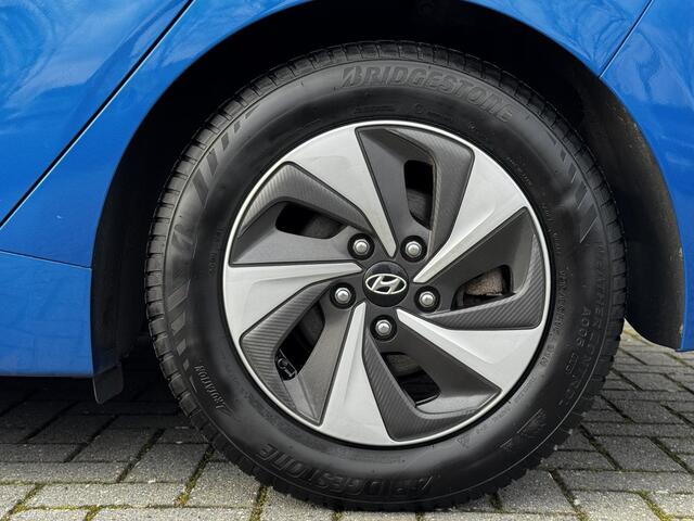Hyundai IONIQ 1.6 GDi Comfort / Climate Control / Cruise Control Adaptief / All Season banden / Xenon / Nette auto /