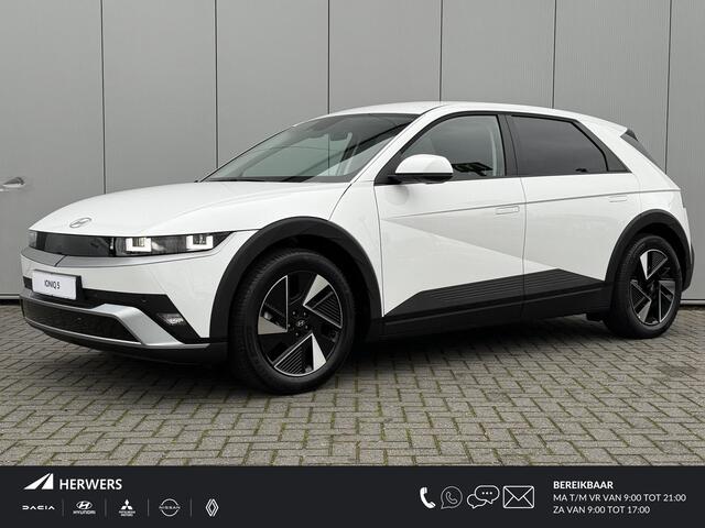 Hyundai IONIQ 5 Connect Limited 84 kWh / 3000 Voordeel / Stoel- & Stuurverwarming / Achteruitrijcamera / Parkeersensoren Voor + Achter /