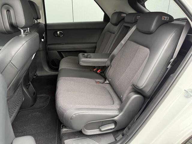 Hyundai IONIQ 5 Connect Limited 84 kWh / ¤3000,- Voordeel / Snel Leverbaar / Navigatie / Climate Control / Cruise Control Adaptief /