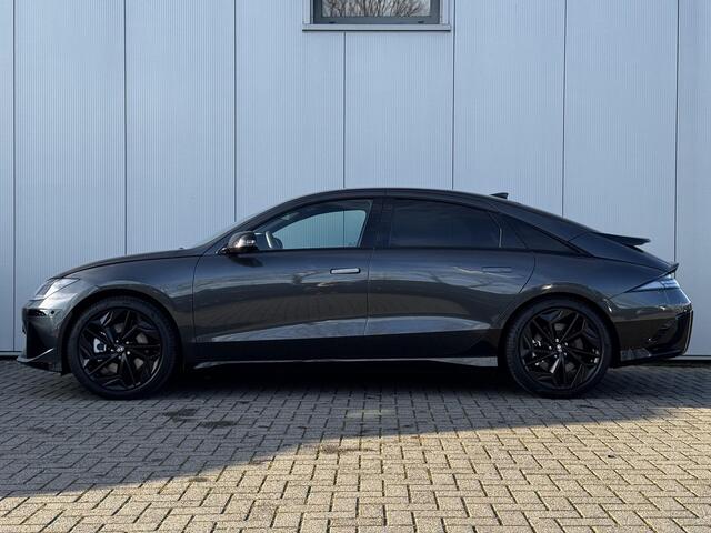 Hyundai IONIQ 6 Business 77.4 kWh / Demo met ¤ 2.000,- voordeel / Bose / 20" LM / 360 Camera / Stoelverwarming v + a / Led verlichting / Blind Spot /