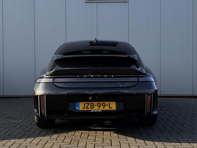 Hyundai IONIQ 6 Business 77.4 kWh / Demo met ¤ 2.000,- voordeel / Bose / 20" LM / 360 Camera / Stoelverwarming v + a / Led verlichting / Blind Spot /