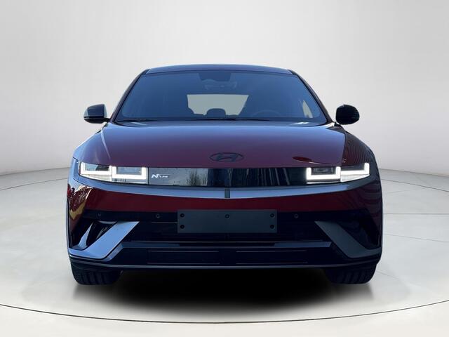 Hyundai IONIQ 5 N Line Business 84 kWh | Uit voorraad leverbaar! | Achteruitrijcamera | Stoelverwarming | Stuurverwarming | Elektrische stoelen | Verschuifbare 2e zitrij | Elektrische achterklep | Parkeersensoren voor/achter | Draadloze applecarplay en android auto |