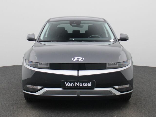 Hyundai IONIQ 5 77.4kWh Core |BTW |WLTP 507 km |Navigatie |Apple & Android Carplay |(Adapt) Cruise & Climate Control |Parkeersensoren Voor & Achter |Achteruitrijcamera | Stoel & Stuurverwarming |