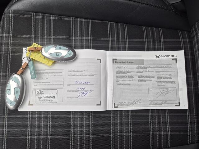 Hyundai IONIQ 6 First Edition AWD 77.4 kWh Automaat / Accu SOH 100% / Dealer onderhouden / Fabrieksgarantie tot 02-2028 / WLTP bereik 519 km bereik stad 658 km / CCS snellader / Trekgewicht 1500 kg / Elektrische achterklep / Glazen schuif- en kanteldak / Stuur- Stoel &