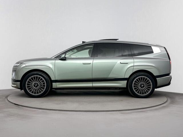 Hyundai IONIQ 9 Lounge AWD 7p. 110.3 kWh | SOH 100% | Memory stoelen | Panoramadak | Achteruitrij camera | Digitale zijspiegels | BOM VOL! |