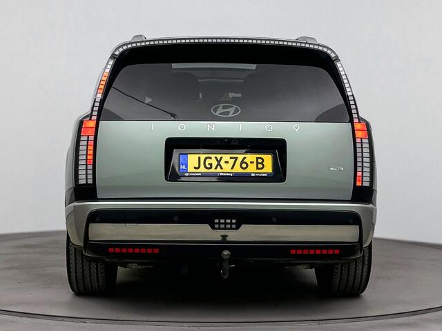 Hyundai IONIQ 9 Lounge AWD 7p. 110.3 kWh | SOH 100% | Memory stoelen | Panoramadak | Achteruitrij camera | Digitale zijspiegels | BOM VOL! |