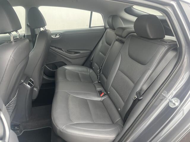 Hyundai IONIQ 1.6 GDi HEV Premium - Plus / Stoelventilatie / Stuur-, Stoel- en Achterbankverwarming / Apple Carplay&Android Auto / Memory Stoelen / Cruise Control Adaptief /